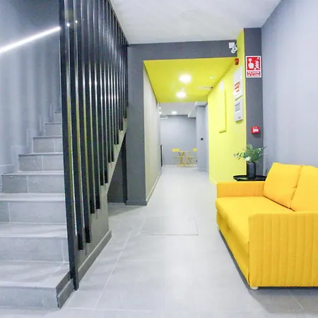 Zur Boutique Hostel Fuengirola