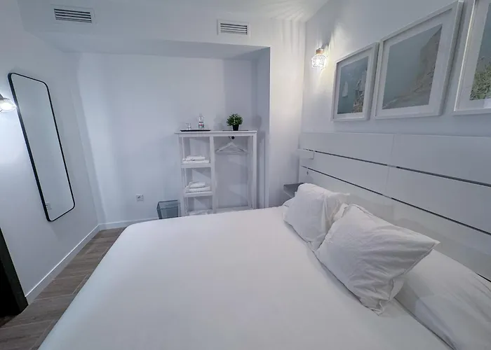 אכסניה Zur Boutique פואנגירולה